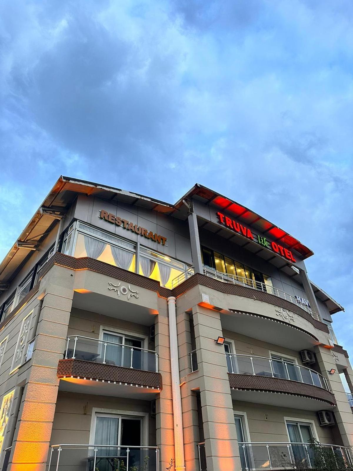 Truva Life Hotel Samandag Εξωτερικό φωτογραφία