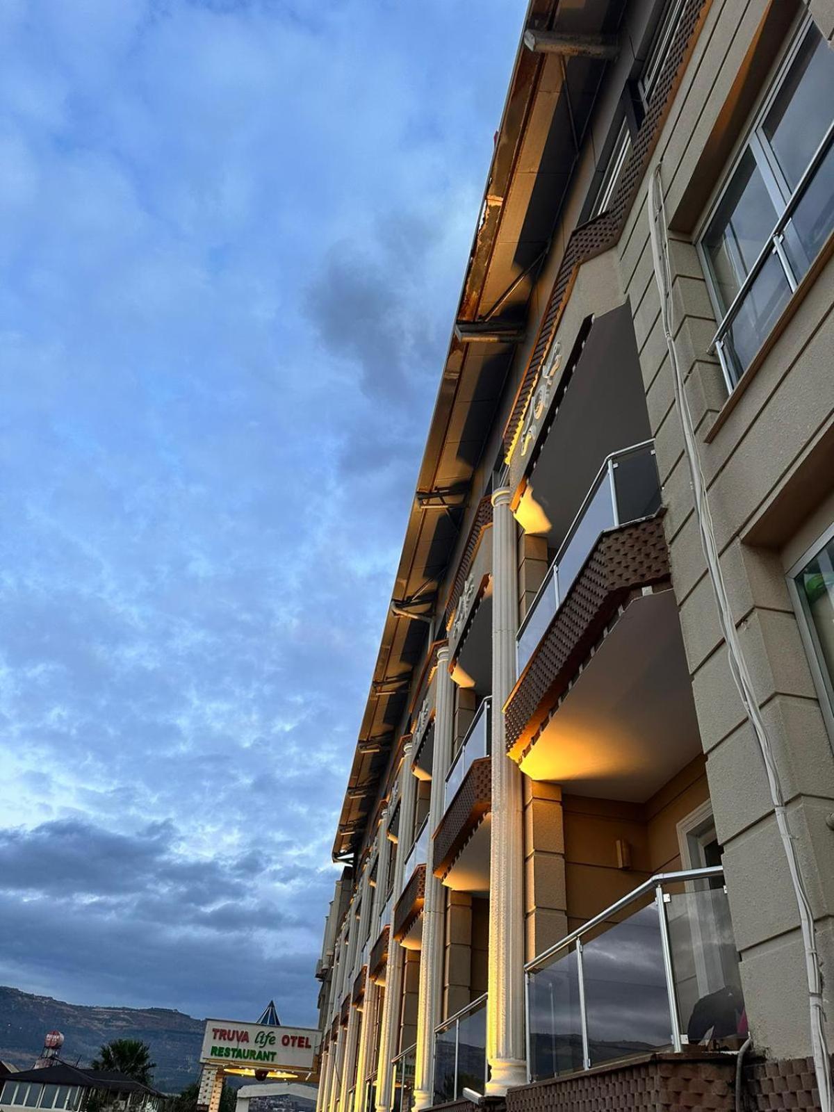 Truva Life Hotel Samandag Εξωτερικό φωτογραφία